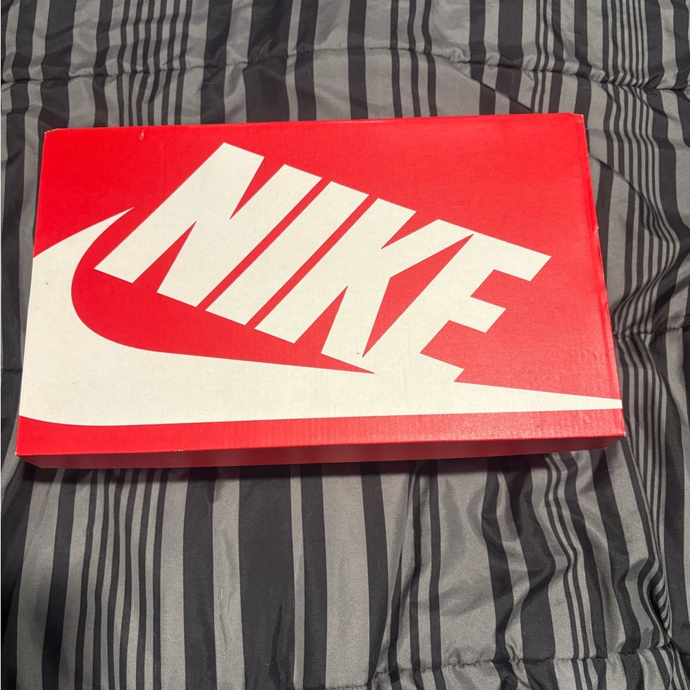 Nike Black and Gray Mesh Sneakers